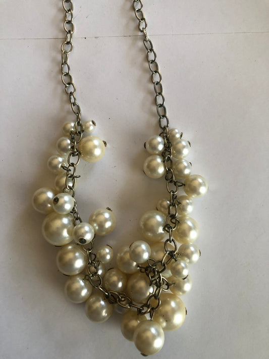 White Pearl Necklace